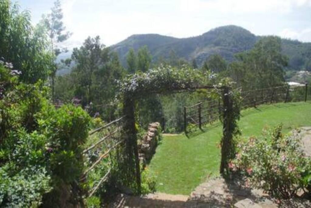 Bed and Breakfast Stumpfields Ooty Exterior foto